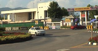 US considering extension of Peshawar consulate